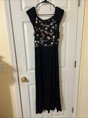 Lapis Black Maxi Dress with Floral Embroidery